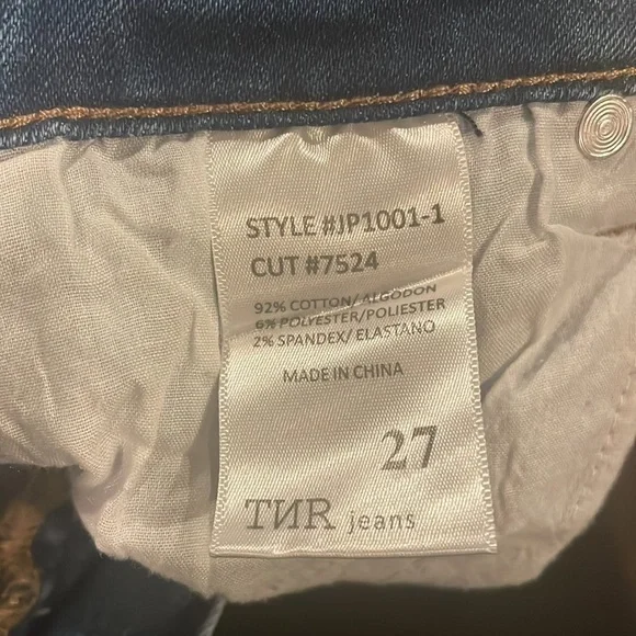 TNR Distressed denim jeans, size 27 - Picture 8 of 8